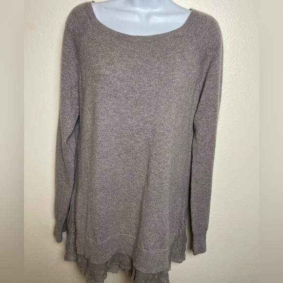 Garnet Hill Women's 100% Cashmere Tan Jumper Sweater - Picture 2 of 6